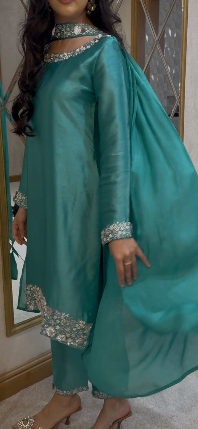 TEAL LUXE