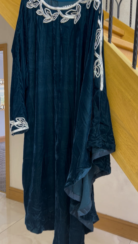 NOIR LUXE KAFTAN